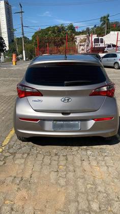 HYUNDAI HB20 1.0 COMFORT PLUS 12V FLEX 4P MANUAL